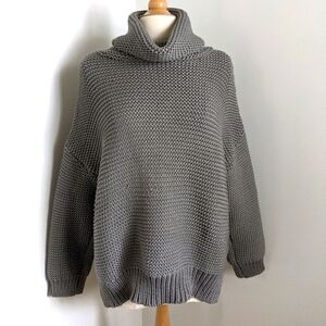 BLUSHING Heart Big Knit Chunky Grey Cowl Sweater Oversized S / M